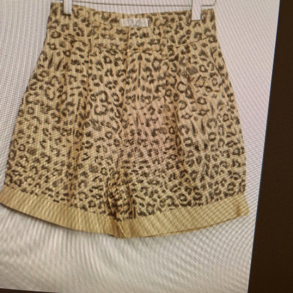 NWT Free People Dogtown cutoff denim pleated Cheetah shorts size 30